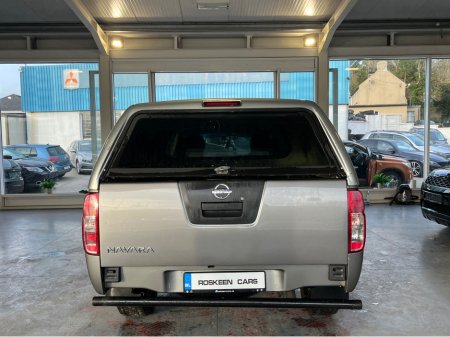 2015 Nissan Navara - thumbnail 8