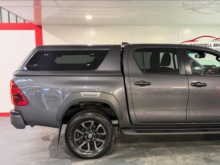 2022 Toyota Hilux - thumbnail 13