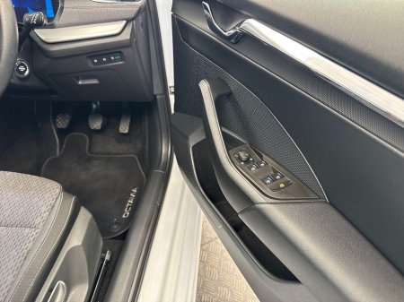 2024 Skoda Octavia - thumbnail 11