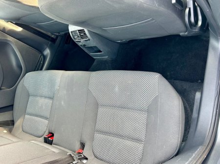 2015 Volkswagen Jetta - thumbnail 7