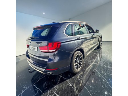 2017 BMW X5 - thumbnail 10