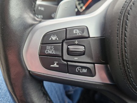 2018 BMW 5 Series - thumbnail 33