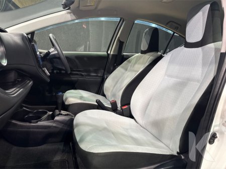 2017 Toyota Aqua - thumbnail 14