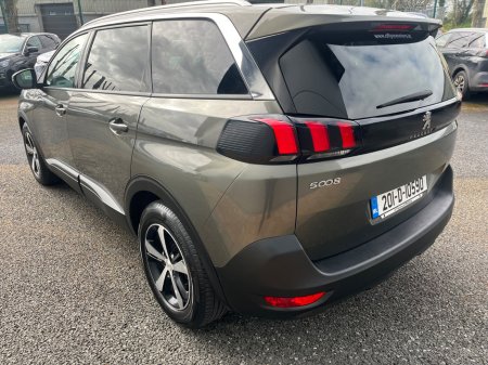 2020 Peugeot 5008 - thumbnail 4