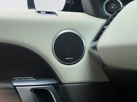 2020 Land Rover Range Rover Sport HSE P400E €43,990 thumbnail