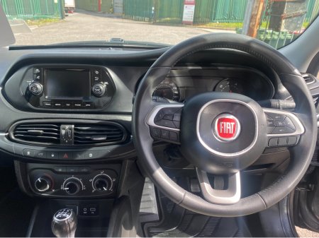 2017 Fiat Tipo - thumbnail 12