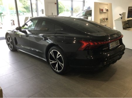 2023 Audi e-tron GT quattro ** Very low kms ** €63,950