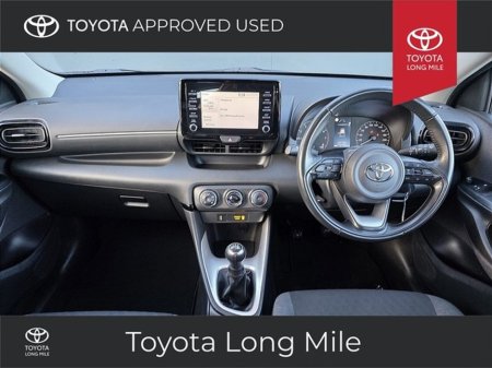 2022 Toyota Yaris - thumbnail 8