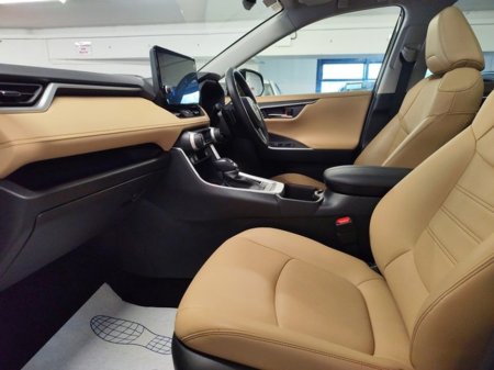 2023 Toyota Rav4 - photo 6