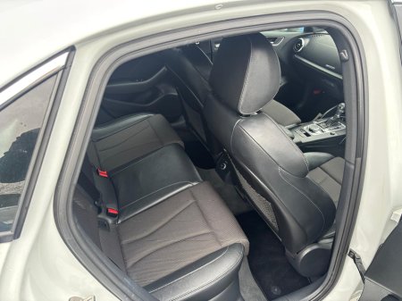 2018 Audi A3 Saloon - thumbnail 5