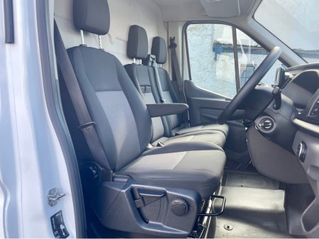 2023 Ford Transit - thumbnail 14