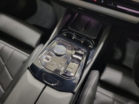 2024 BMW 5 Series 530e M Sport Saloon €62,950