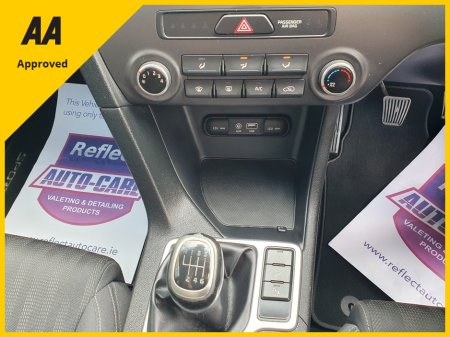 2016 Kia Sportage - thumbnail 19