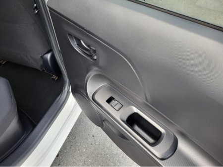 2020 Toyota Aqua - thumbnail 17