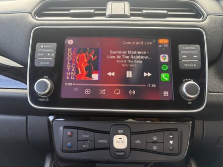 2022 Nissan Leaf - thumbnail 13