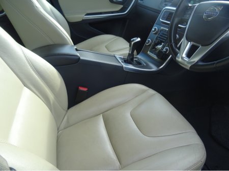 2016 Volvo S60 D3 SE 4DR €9,450 thumbnail