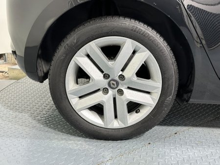 2022 Renault Clio Dynamique 1.0 Petrol €14,800 thumbnail