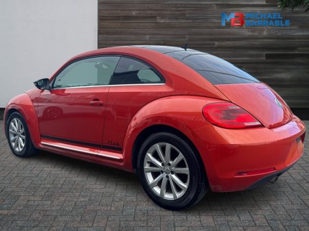 2016 Volkswagen Beetle - view 3