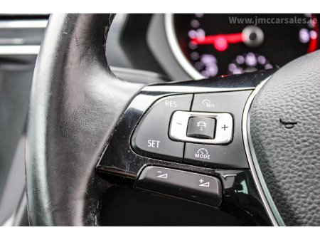 2018 Volkswagen Tiguan - thumbnail 23