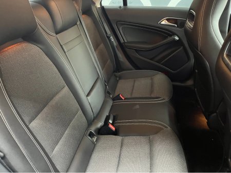 2017 Mercedes-Benz CLA Class - thumbnail 13