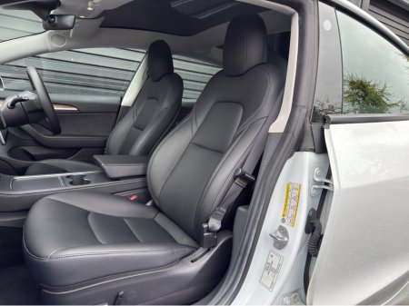 2021 Tesla Model 3 3 STANDARD RANGE PLUS €20,950 thumbnail