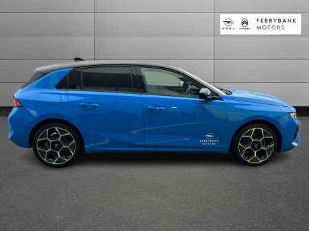 2026 Opel Astra HATCH-GS-1.2 130PS-PETRO thumbnail