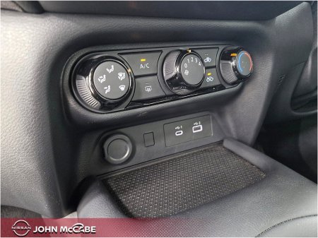 2025 Nissan Juke - thumbnail 26