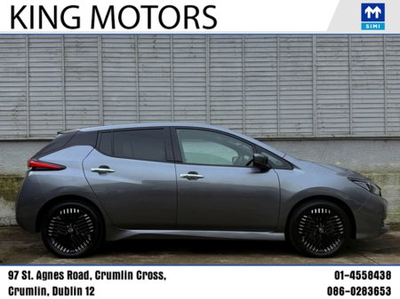 2024 Nissan Leaf - thumbnail 2