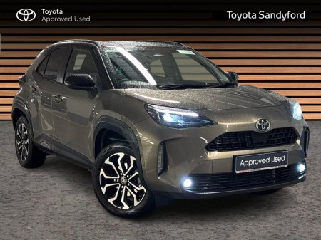 2025 Toyota Yaris Cross - thumbnail 1