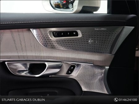 2025 Volvo XC90 - thumbnail 16