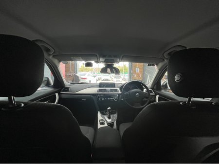 2015 BMW 1 Series - thumbnail 12