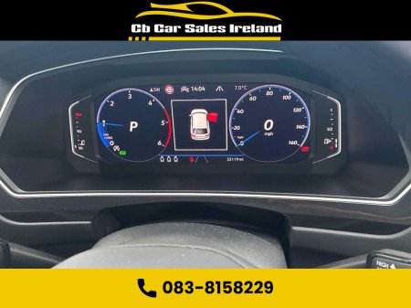 2023 Volkswagen Tiguan R-LINE EDITION TDI DSG €45,900 thumbnail