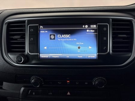 2023 Toyota Proace 2.0 (140HP) GX LWB €23,537 thumbnail