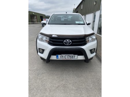 2017 Toyota Hilux 2.4 D-4D ACTIVE D/C 4WD 1 148BHP DC 148HP 4DR €18,300