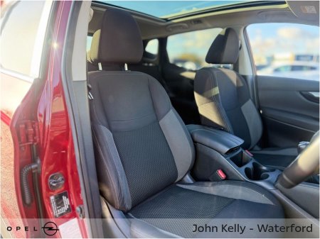 2019 Nissan Qashqai 1.3 PET SV Full Service History €17,495 thumbnail