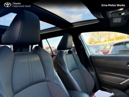 2023 Toyota Corolla Cross COROLLA CROSS SOL 1.8 €36,950 thumbnail