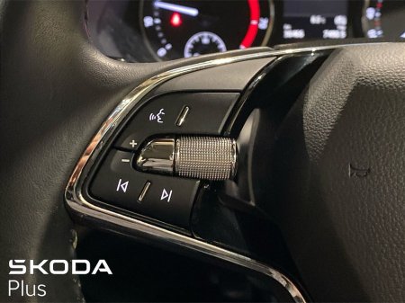 2022 Skoda Octavia Ambition 1.0TSI 110bhp €24,950 thumbnail