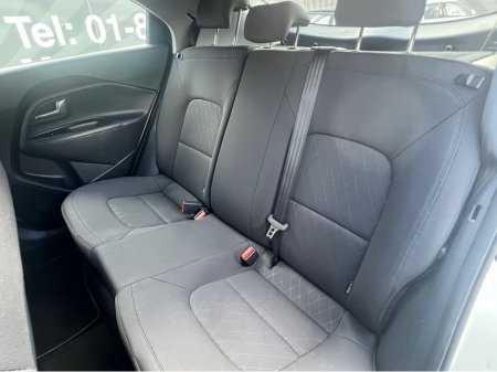 2015 Kia Rio - thumbnail 12