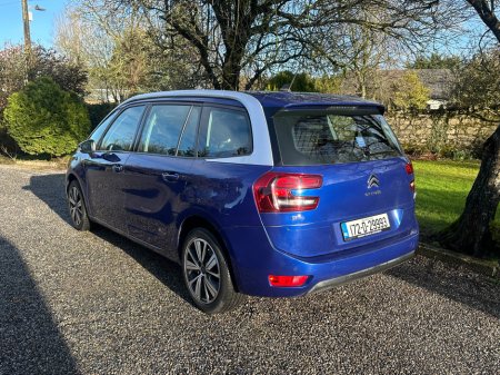 2017 Citroen C4 BlueHDi 100 Touch €9,995 thumbnail