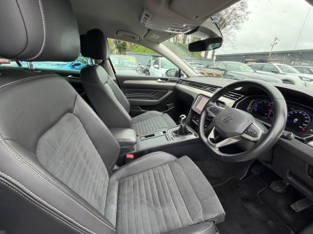 2021 Volkswagen Passat - thumbnail 14