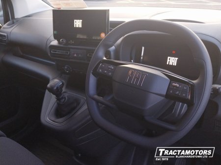 2025 Fiat Doblo 1.5 LWB 100HP TECHNICO €19,999