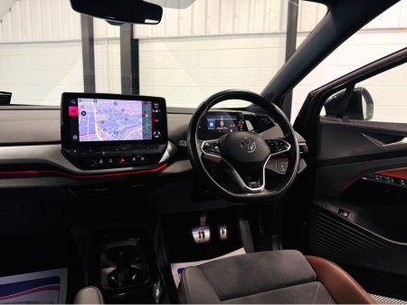 2021 Volkswagen ID.4 PRO 150 KW 1ST MAX 20 5DR AUTO €25,899 thumbnail