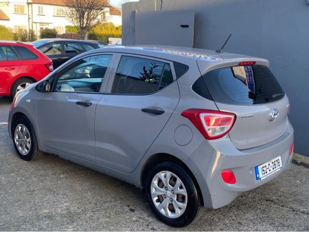 2015 Hyundai i10 - thumbnail 9