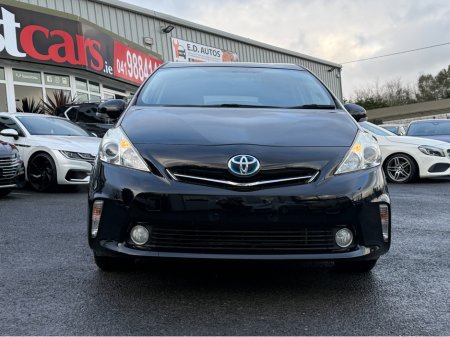 2014 Toyota Prius 141 // 7 SEATER €14,450 thumbnail