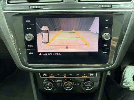 2019 Volkswagen Tiguan - thumbnail 26