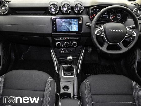 2023 Dacia Duster Journey TCe 90 4x2 NBI €23,900