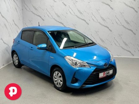 2019 Toyota Vitz F Hybrid Auto - Straight Sale Discount / 12 Months Warranty €13,950 thumbnail