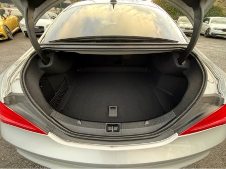 2015 Mercedes-Benz CLA Class ( 152 REG ) PANORAMIC SUNROOF AMG INTERIOR CLA180 HALF LEATHER HEATED  SEATS , PRIVACY GLASS REV CAMERA ALLOYS - €18,950 thumbnail
