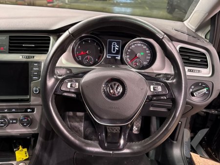 2016 Volkswagen Golf - thumbnail 15