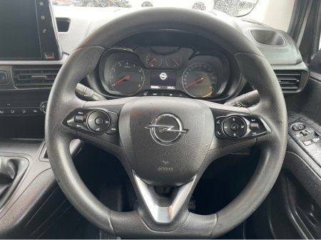 2021 Opel Combo - thumbnail 17